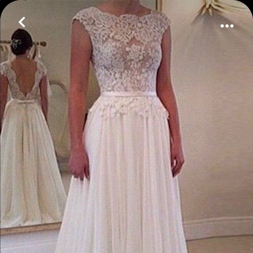 A-Line Scoop Sleeveless Backless Wedding Dresses